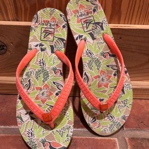Sperry flip flops